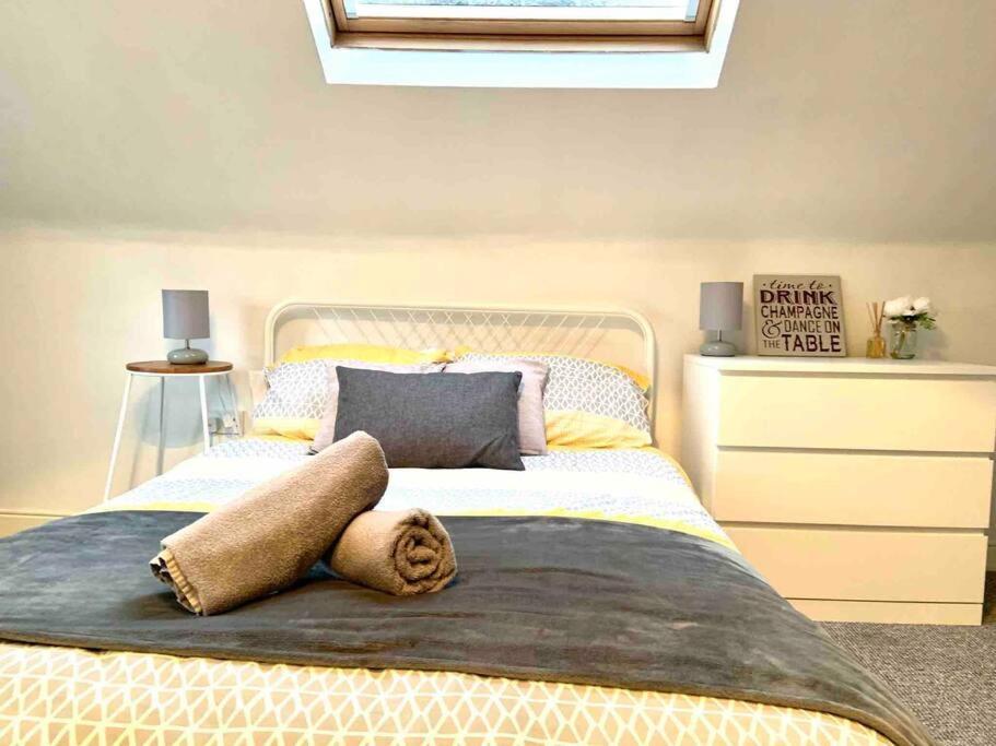 Flat 7 Eia House Apartment